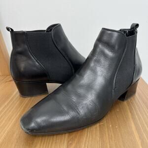 AQUATALIA WOMEN'S‎ FALCO BLACK LEATHER CHELSEA ANKLE BOOTIES - SIZE 8.5